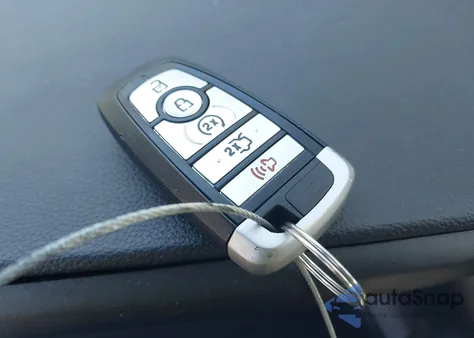 2021 Ford Explorer Xlt from USA, damaged, VIN 1FMSK8DH2MGB66076